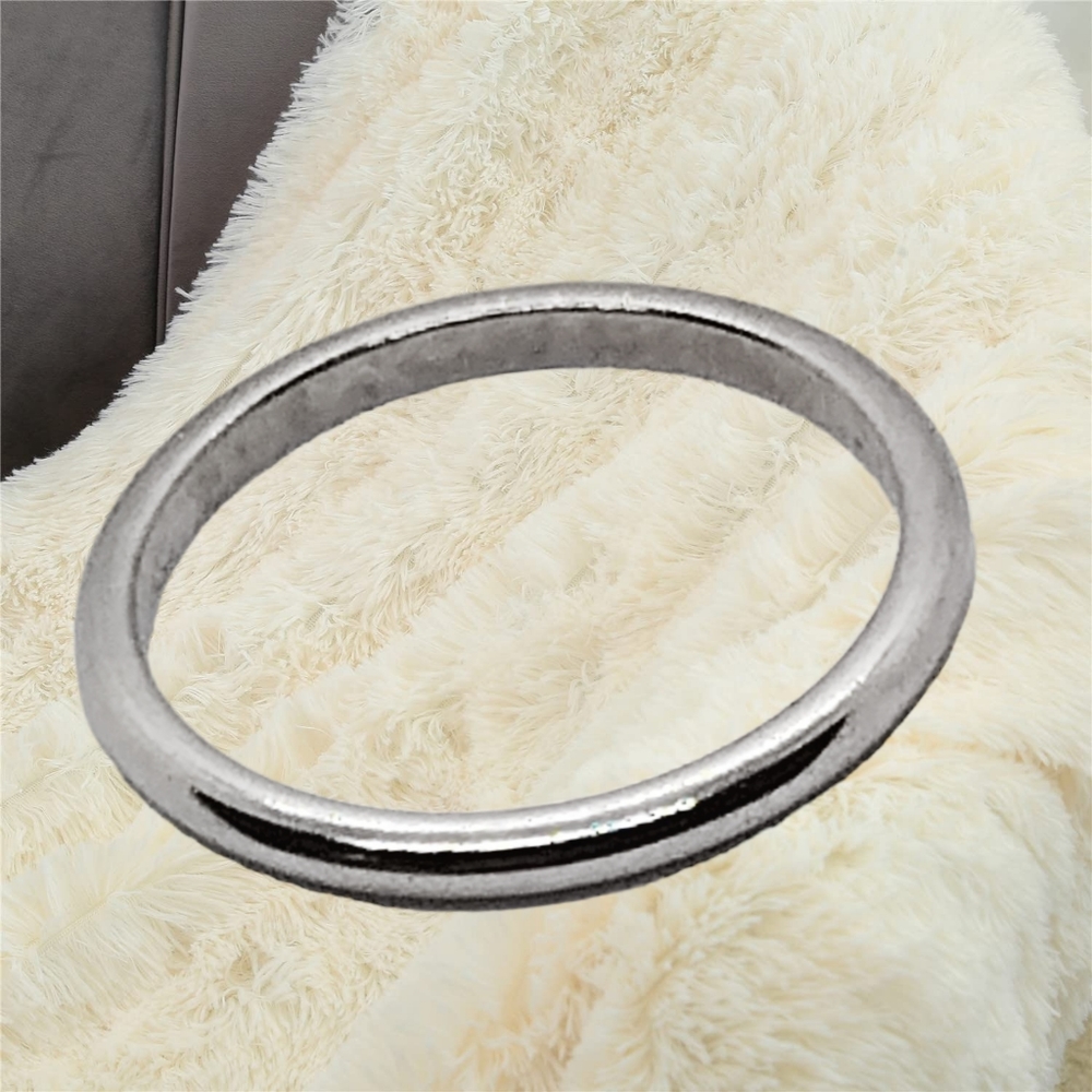 🙋 10/$20. Silver Tone Wedding Band. Size 5 NWOT